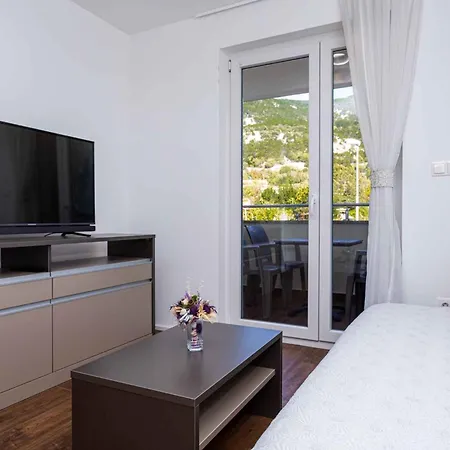 In 37048 Apartment Baska (Krk)