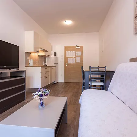 In 37048 Apartment *