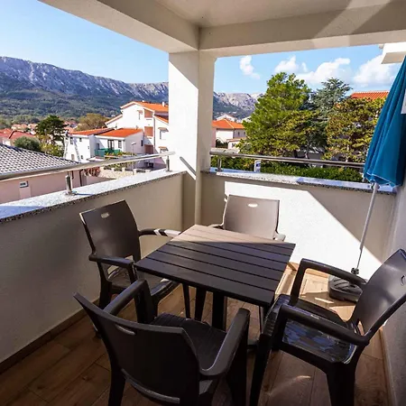 Apartment In 37048